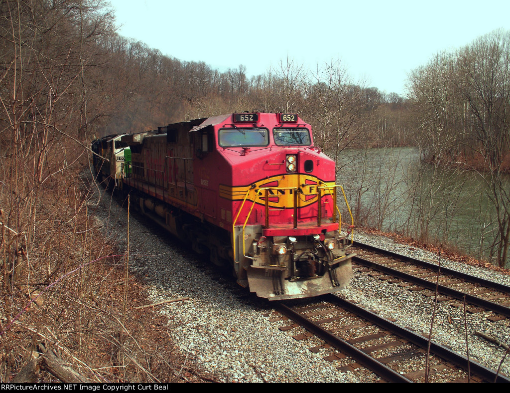 BNSF 652